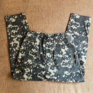 Amadi cropped camo pants